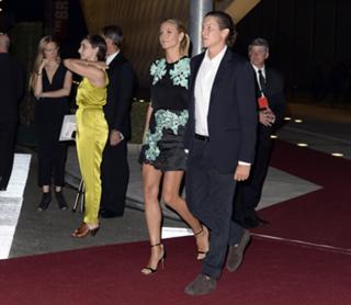 Heidi Klum feet photo thumbnail