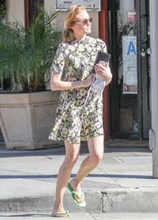 Diane Kruger feet photo thumbnail