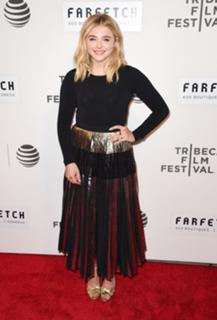 Chloë Grace Moretz feet photo thumbnail