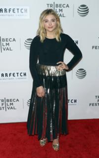 Chloë Grace Moretz feet photo thumbnail