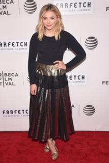 Chloë Grace Moretz feet photo thumbnail