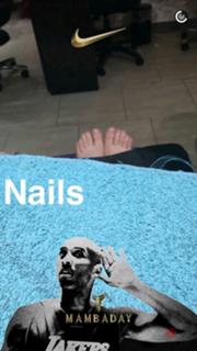 Jennette McCurdy feet photo thumbnail