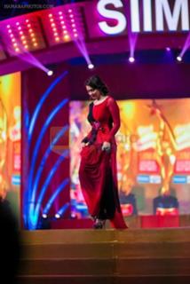 Hansika Motwani feet photo thumbnail