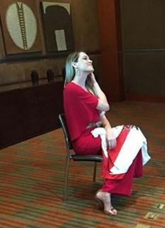 Renata Fan feet photo thumbnail