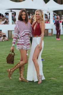 Kimberley Garner feet photo thumbnail