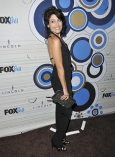 Lisa Edelstein feet photo thumbnail