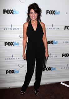 Lisa Edelstein feet photo thumbnail