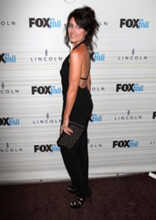 Lisa Edelstein feet photo thumbnail