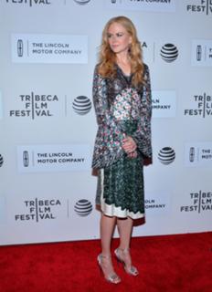 Nicole Kidman feet photo thumbnail
