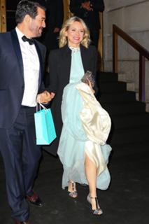 Naomi Watts feet photo thumbnail