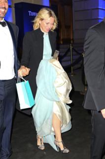 Naomi Watts feet photo thumbnail