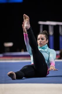 Aly Raisman feet photo thumbnail