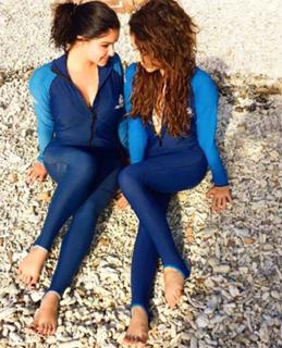 Ariel Winter feet photo thumbnail