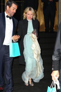Naomi Watts feet photo thumbnail