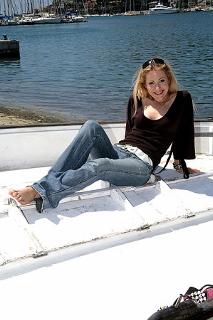 Andrea Kaiser feet photo 3