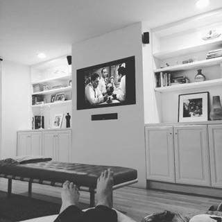 Emmy Rossum feet photo thumbnail