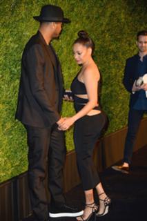 La La Anthony feet photo thumbnail