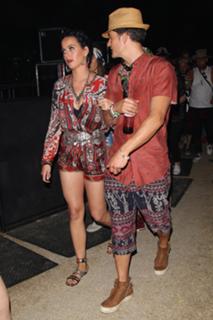 Katy Perry feet photo thumbnail