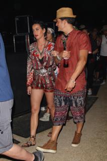 Katy Perry feet photo thumbnail