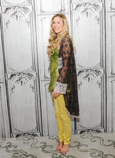 Joss Stone feet photo thumbnail