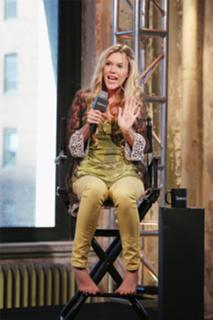 Joss Stone feet photo thumbnail