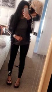 Chloe Ferry feet photo thumbnail