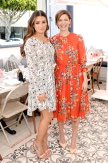 Lea Michele feet photo thumbnail
