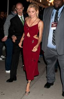 Sienna Miller feet photo thumbnail
