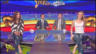 Ludovica Frasca feet photo thumbnail