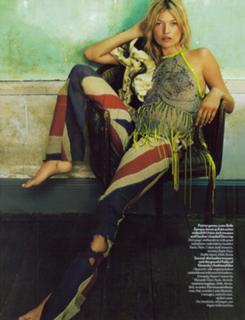 Kate Moss feet photo thumbnail