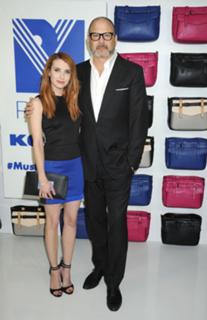 Emma Roberts feet photo thumbnail