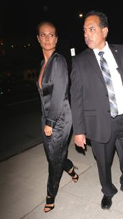 Heidi Klum feet photo thumbnail