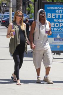 Paige Butcher feet photo thumbnail