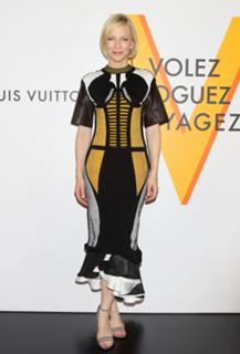 Cate Blanchett feet photo thumbnail