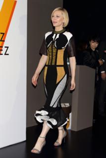 Cate Blanchett feet photo thumbnail