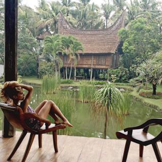 Sylvie Meis feet photo thumbnail