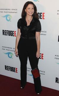 Kristin Davis feet photo thumbnail