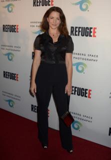 Kristin Davis feet photo thumbnail
