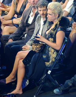 Kesha feet photo thumbnail