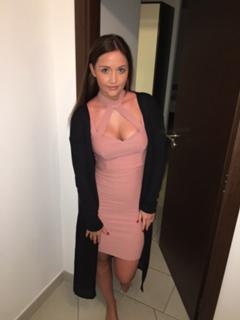 Jacqueline Jossa feet photo thumbnail