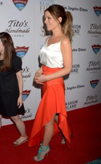Kate Beckinsale feet photo thumbnail