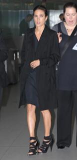 Jennifer Connelly feet photo thumbnail