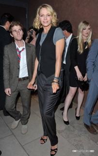 Uma Thurman feet photo thumbnail