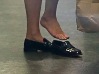 Emma Watson feet photo thumbnail