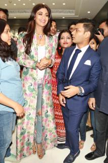 Shilpa Shetty Kundra feet photo thumbnail