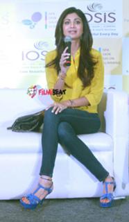 Shilpa Shetty Kundra feet photo thumbnail