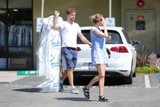 Diane Kruger feet photo thumbnail