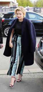 Chloë Grace Moretz feet photo thumbnail