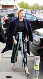 Chloë Grace Moretz feet photo thumbnail