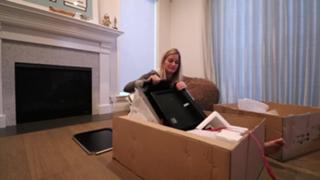 Justine Ezarik feet photo thumbnail
